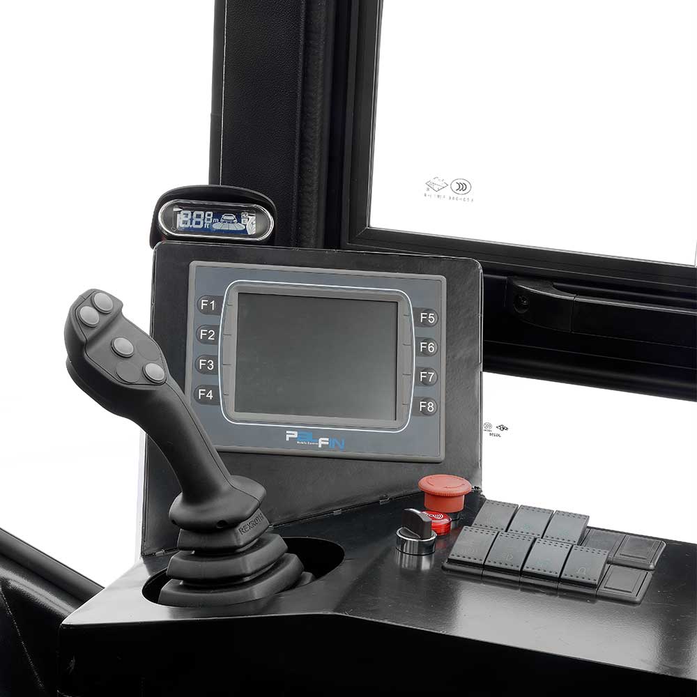 ВИЛОЧНЫЙ ПОГРУЗЧИК С ДВИГАТЕЛЕМ ВНУТРЕННЕГО СГОРАНИЯ